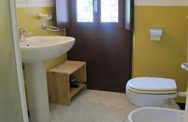 Oliveto stunning property with private garden - Photo 13