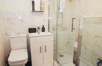 A Lovely Family Cottage in Belper - Photo 26