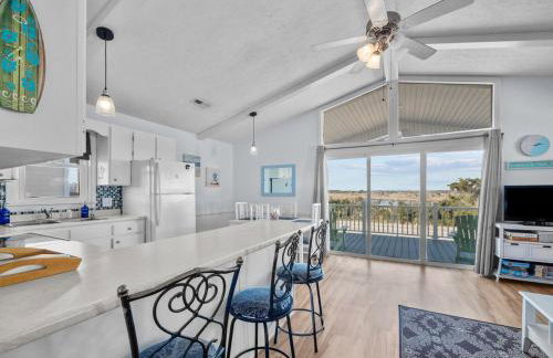 Pets OK Beach Home, Short Walk Beach Access, and Views - Foto 33