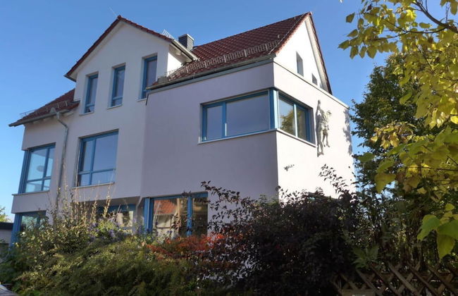 Engemann Modern Retreat - Photo 1