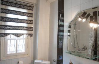 Τraditional fully detached villa on a luxurious hillock of Thessaloniki with its own garden also for family & wedding gatherings for 10 to 25 people only 15 minutes from airport - Foto 44