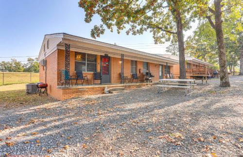 Shared Dock and Yard Greers Ferry Lake Home! - Foto 19