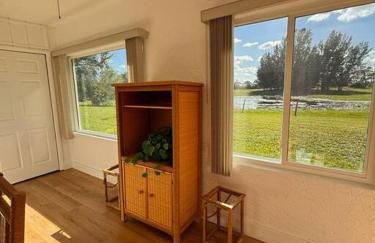 Stylish budget friendly retreat! - Foto 26