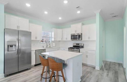 Walk to downtown seafood market Bay views - Foto 6