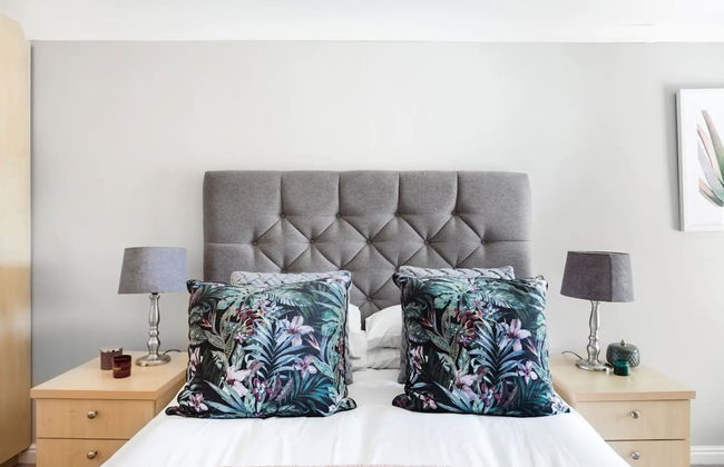 3 Bedroom Hilltop Home With Spectacular Views - Foto 7