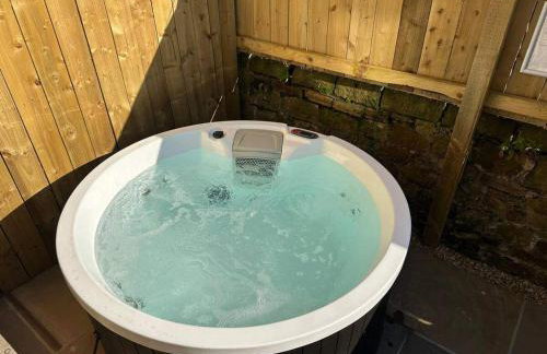 Foundry Farm Arch- pod inspired home - Photo 4