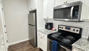 Luxury 3BR Townhome Stay - Foto 3