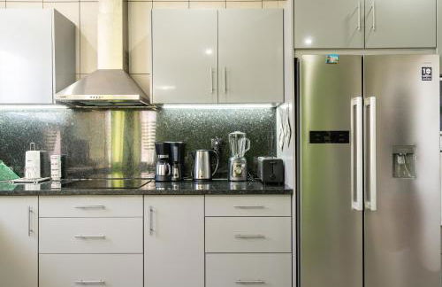 Roraima House - Private Pool & Garden - Photo 15