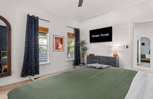 Sleeps 16 - Roof Top - Game Room - Pet Friendly - Foto 25