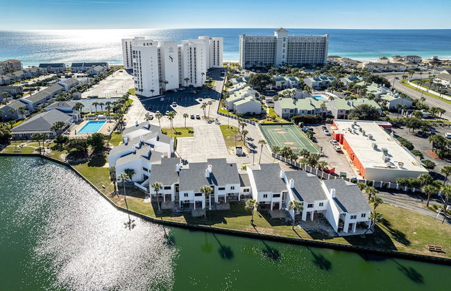 Shoreline Towers 1063 2 Bedroom Condo by RedAwning - Foto 53