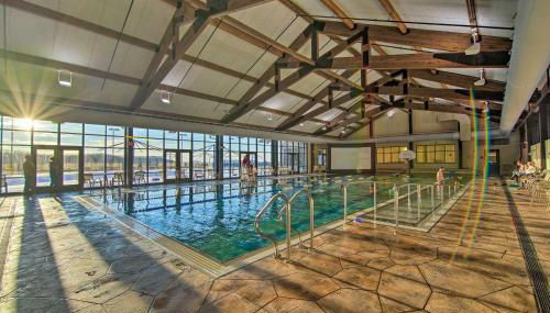 Pet Friendly Galena TH with Views and Indoor Pool! - Foto 4