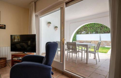 At503 Ground floor & pool, beach 15min walk away - Foto 3