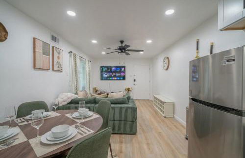 DT DFW Chic Free Parking and Pool In Medical District - Foto 2