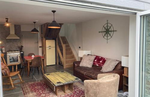 Great country-style house with a courtyard - Photo 7