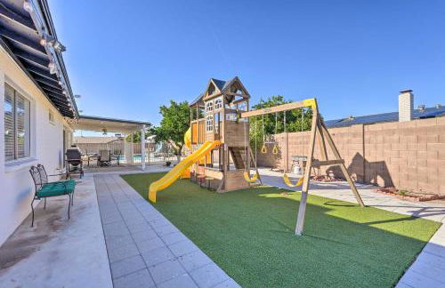 Families with Pets Welcome! Poolside Gem in Phoenix - Foto 29