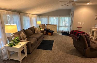 Woodson Bend Resort Condo 7-3 Extremely Large Luxury 1 Bedroom Sleeps 6 - Foto 8