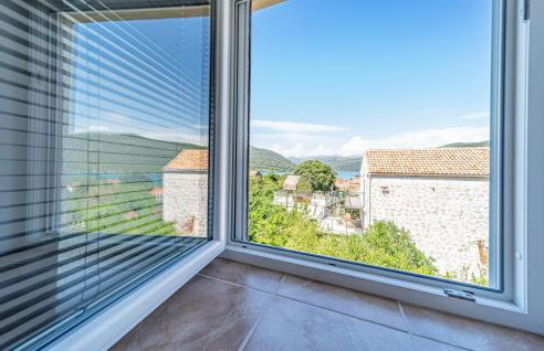 2 Bedroom Gorgeous Home In Hodilje - Photo 13