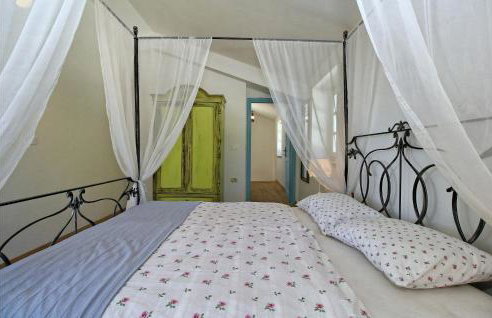 6 Bedroom Cozy Home In Pazin - Photo 37