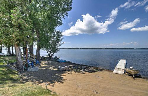 Willow Point about Lake Champlain House with 2 Kayaks! - Foto 2