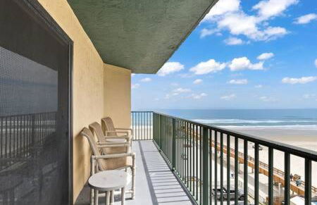 Ocean Views from Your Private Balcony! Sunglow Resort 704 by Brightwild - Foto 5
