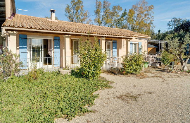 Villa With Swimming Pool in Sorgues - Foto 36