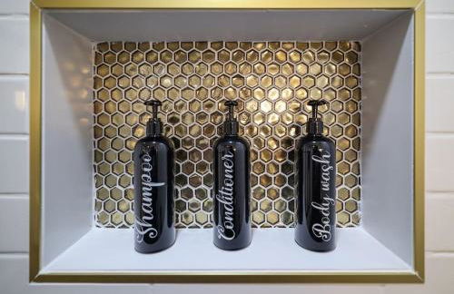 Luxe Lrg Pocono House for 18 Hot Tub/Gameroom/Pool - Foto 65