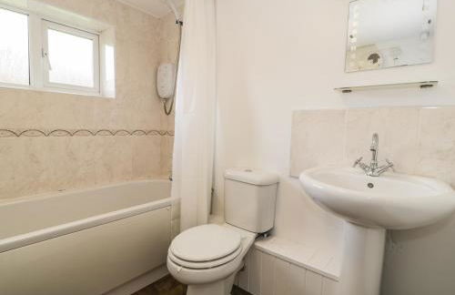 Llwyn Celyn - Foto 12