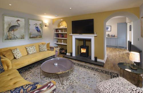 Middleton Farmhouse - Photo 4