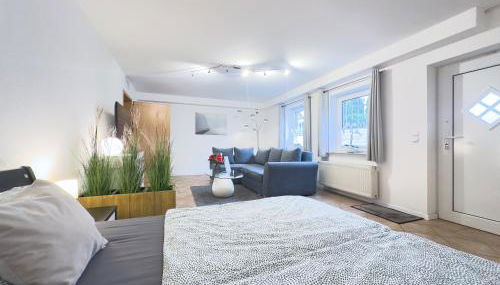 Moderne Ferienwohnung l Ruhige Lage nahe See l wenige Minuten ins Zentrum von Schwerin - Foto 5