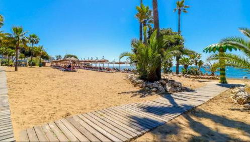 Hacienda del Sol Beachside and Golf Apt Marbella Puerto Banus - Photo 3