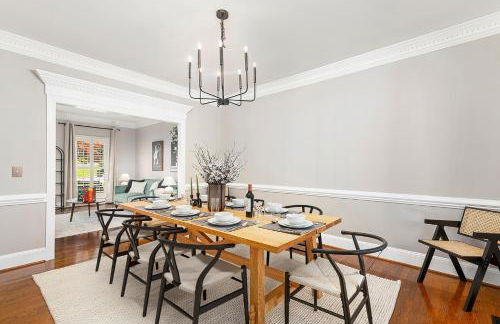 HotTub, FirePit, Basketball, 15 Min To Sedgefield - Photo 24