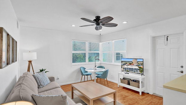 Marine Villas 4 in Hollywood - Foto 5, Habitación