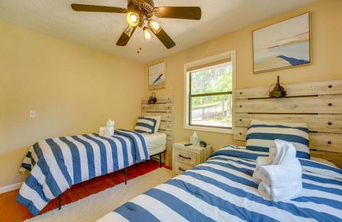 Lake Views Table Rock Lake Retreat with Fenced Yard - Photo 17