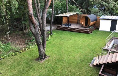 Luksusowy Apartament pod Lasem, Otwock -Shared garden, sauna, wood hot tub! Hot tub seasonal May to October - Foto 17