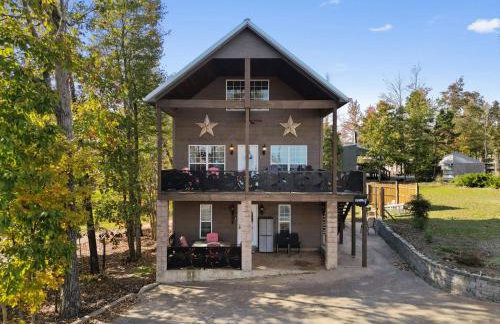 Cloud 9 Cabin with an indoor pool hot tub & fire pit - Foto 26