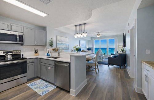 25 OFF Ocean View Step to PierPark Pool Spa - Photo 18