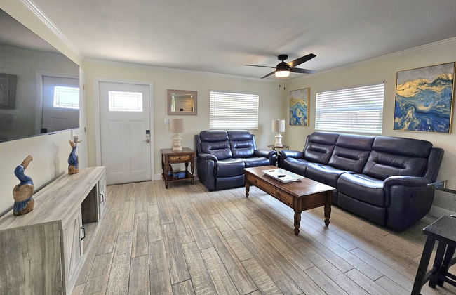 Coral by the Sea 3054, Sleeps 8, Walk to Beach - Photo 13