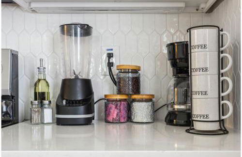 Your Amazing 3BR2BA Downtown Delight - Foto 8