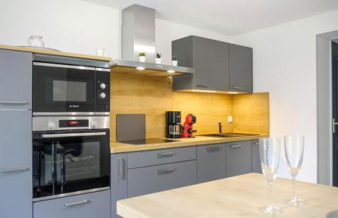 1 Bedroom Cozy Apartment In Pirou - Foto 5