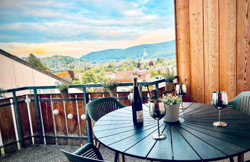 Balkon mit Schwarzwaldblick, Hunde frei, Tischfußball, Parkplatz, familienfreundlich - Foto 1