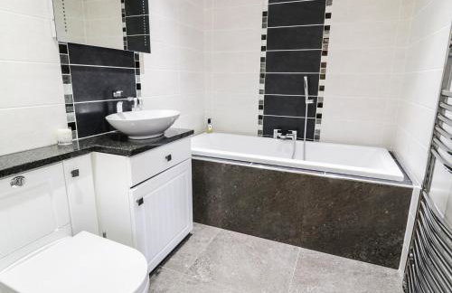 Tyddyn Isa - Foto 16