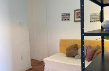 Apartamento charmoso Glória, rua do metrô - Foto 8