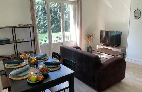 Le Dugois Belfort Centre avec Terrasse - Proche Gare - Foto 1