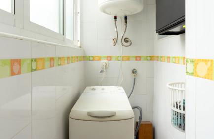 Elegant Malaga Retreat - Photo 13