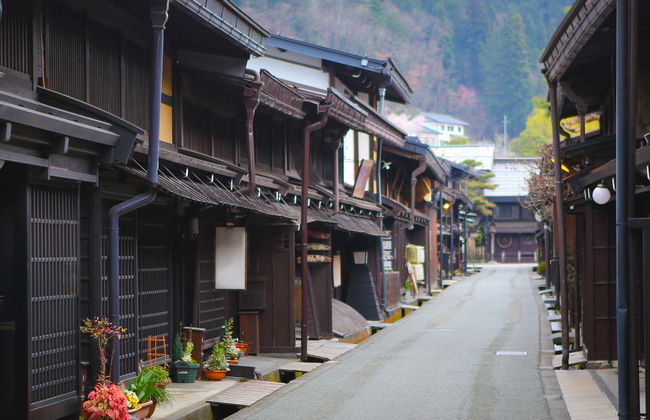 Takayama Guided Tour - Photo 1
