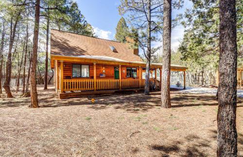 Near Hiking Trails Wooded Cabin in Lakeside! - Foto 3