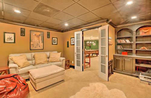 Secluded Acworth Mansion with Pool and Game Room! - Foto 28