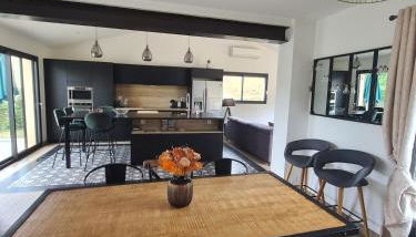 Maison au calme avec Piscine proche Sarlat - Foto 3