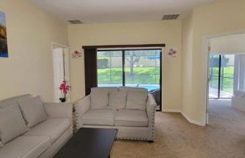 Cheerful 4bed 3bath with pool home near Disney - Foto 28