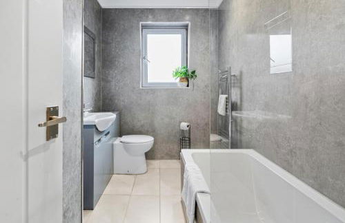 Stunning 3B Home, ideal for leisure & contractors - Foto 23